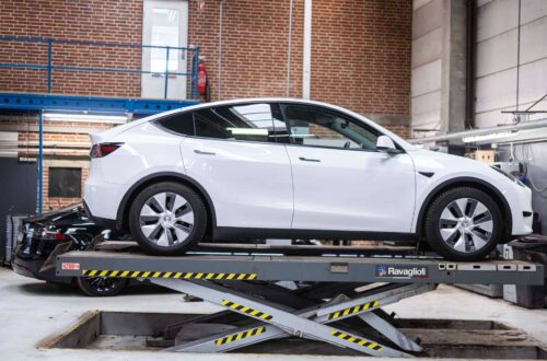 Få udført Tesla Service hos EV Teknik ApS